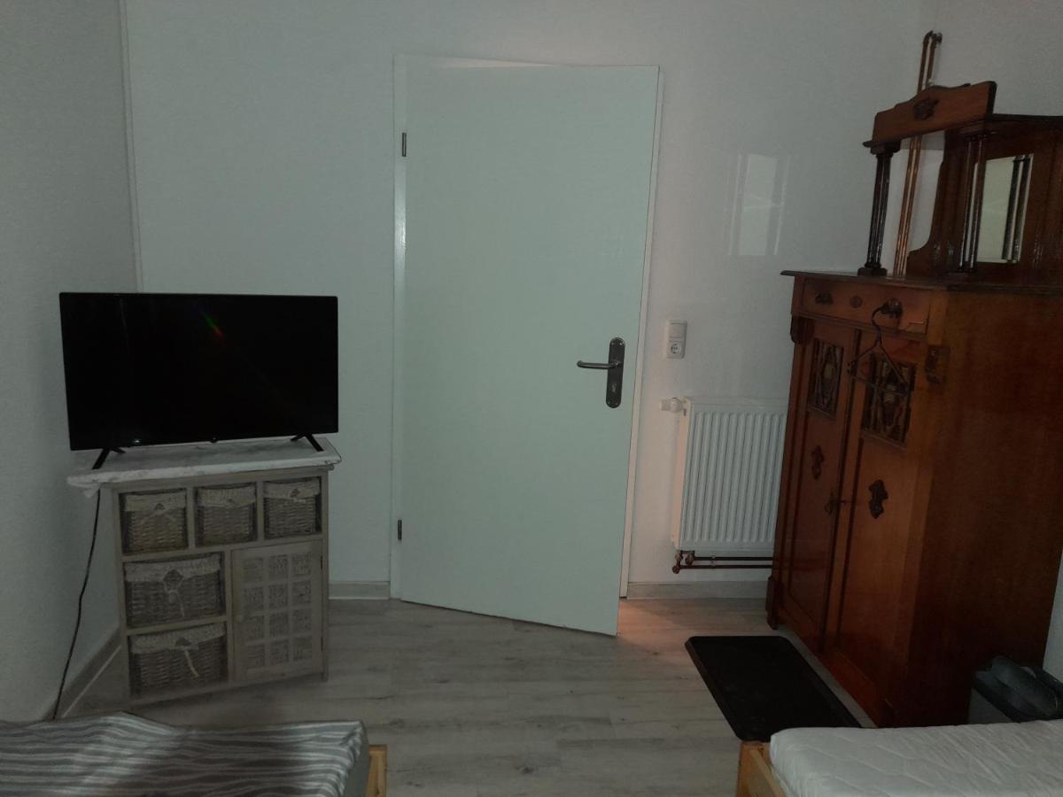 Apartamento Zimmervermietung Bully Meyenburg  Exterior foto